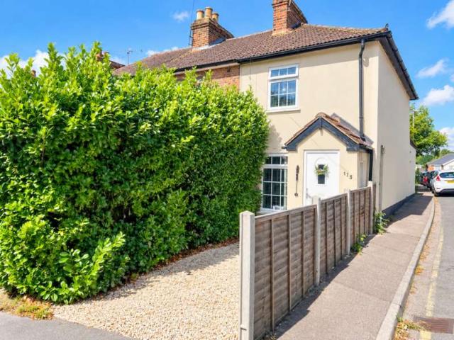 Cottage for sale in Warley, Brentwood