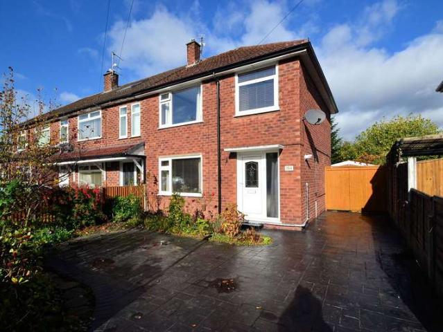 Cottage for sale in Cheadle Hulme, Greater Manchester