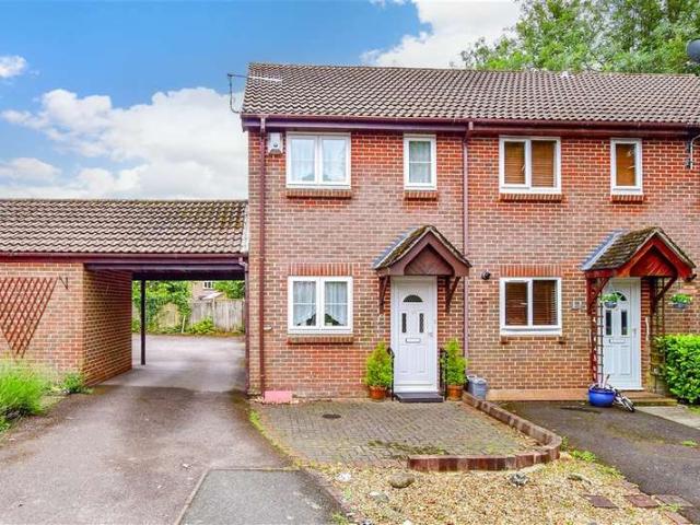 Cottage for sale in Denmead, Hampshire