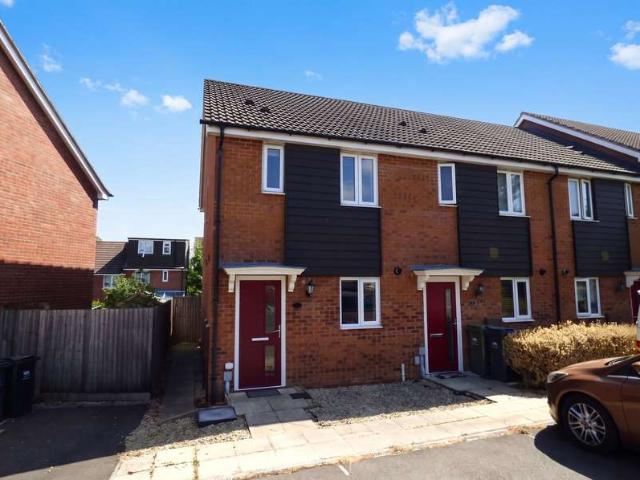 Cottage for sale in Forthampton, Worcestershire