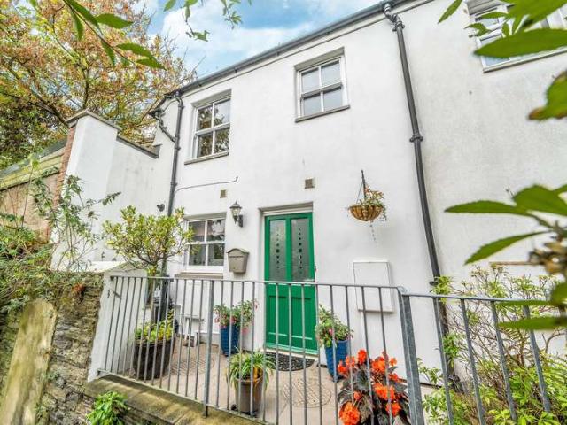 Cottage for sale in Strode, Devon