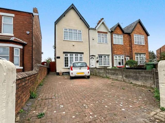 Cottage for sale in Southport, Sefton