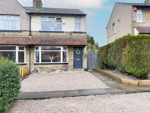 Cottage for sale in Bailiff Bridge, Calderdale