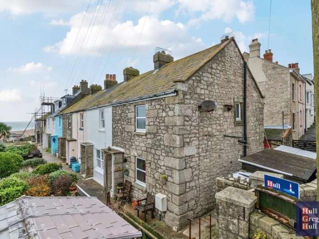 Cottage for sale in Fortuneswell, East Dorset