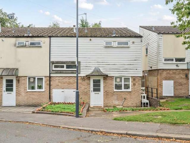 Cottage for sale in Little Stanmore, Greater London