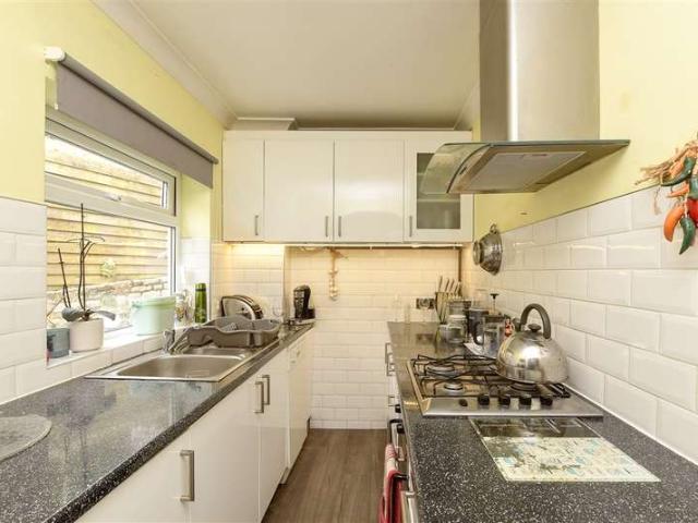 Cottage for sale in Red Hill, Surrey