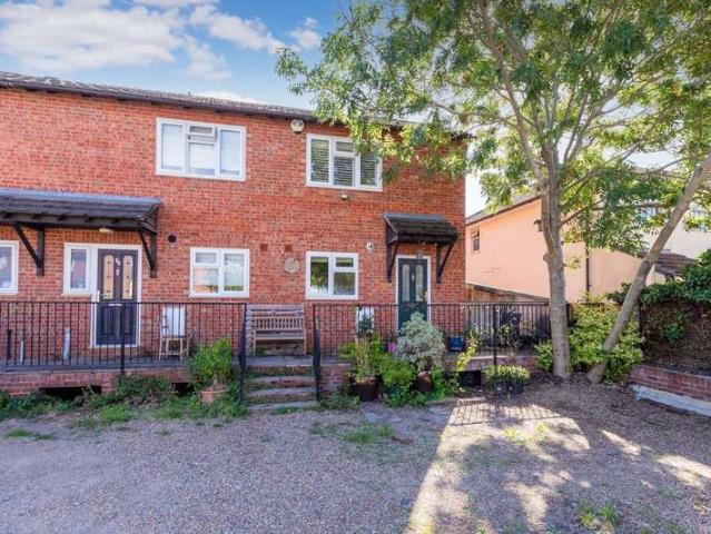 Cottage for sale in Maidenhead