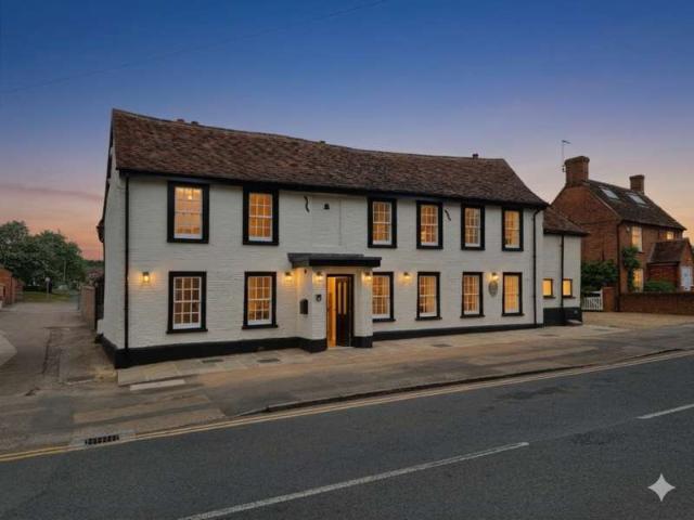 Cottage for sale in Clophill, Bedfordshire