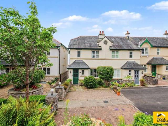 Cottage for sale in Grange-over-sands