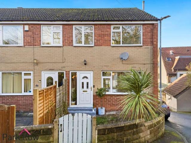 Cottage for sale in Garforth, West Yorkshire