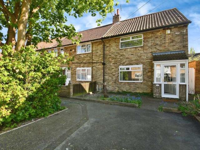 Terraced House for sale in Hull, Anlaby Park