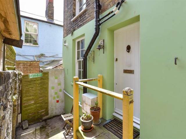 Cottage for sale in Ash, Kent