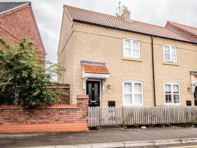 House for rent in Kingston Upon Thames, Greater London