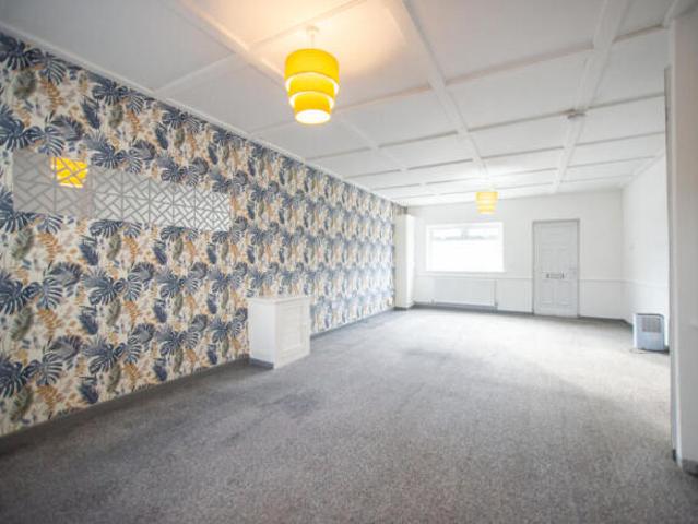 Cottage for rent in City Of Kingston Upon Hull