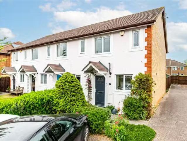 House for rent in Five Acres, Hertfordshire