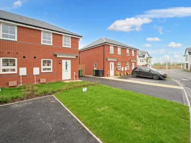House for rent in Green Close, Warwickshire