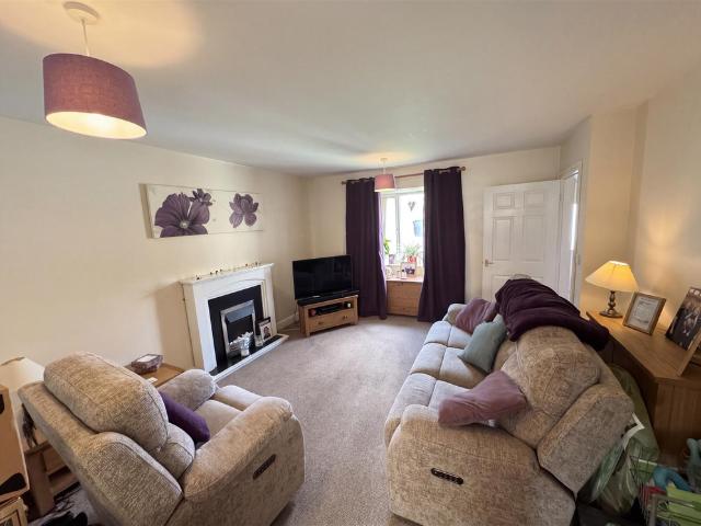House for rent in Hexthorpe, South Yorkshire