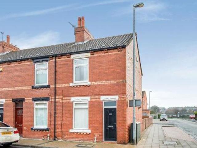 House for rent in Cutsyke, Castleford