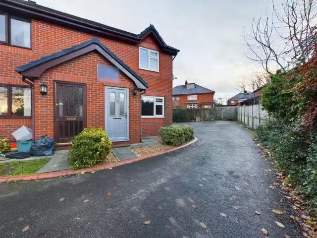 House for rent in Saughall, Cheshire
