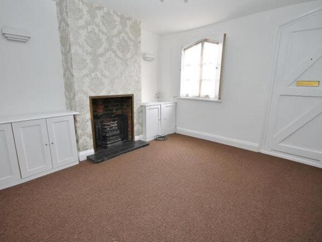 Cottage for rent in Cat Hill