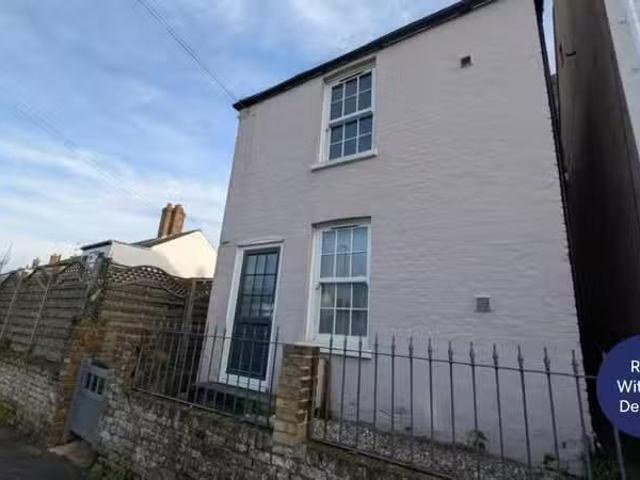 House for rent in Upper Walmer, Ash