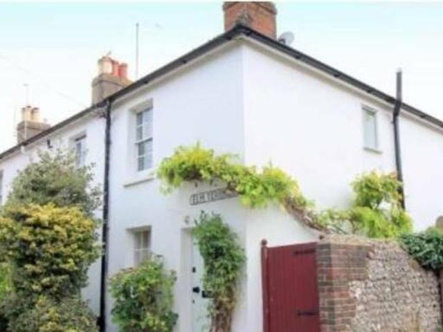 House for rent in West Sussex