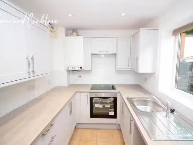 House for rent in Taffs Well, Wales