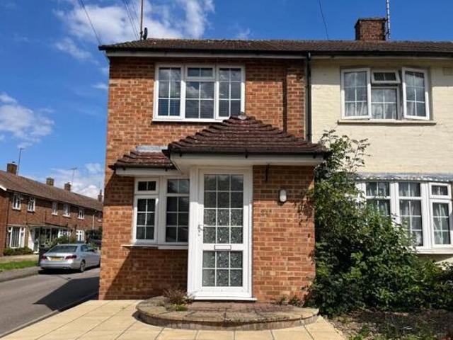 House for rent in Pouchen End, Hertfordshire