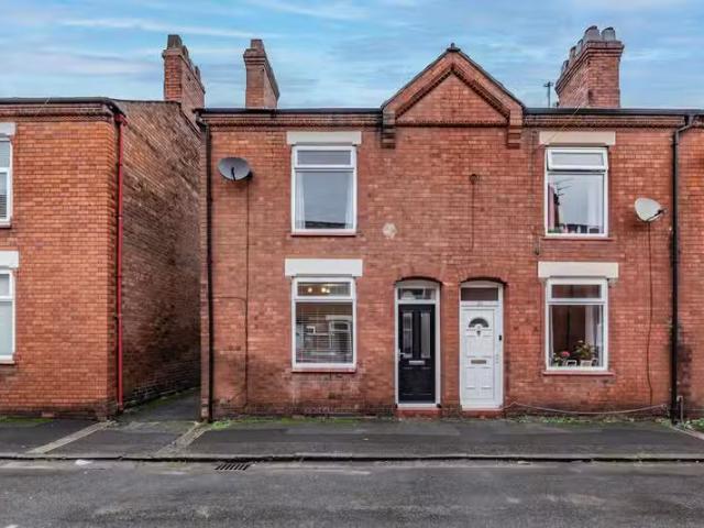 House for rent in Cuddington, Cheshire