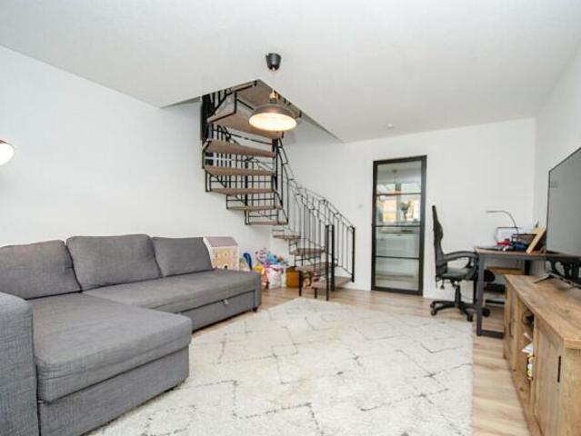 Cottage for rent in City Of Southampton