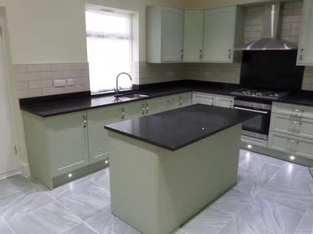 House for rent in Scholes, Wigan