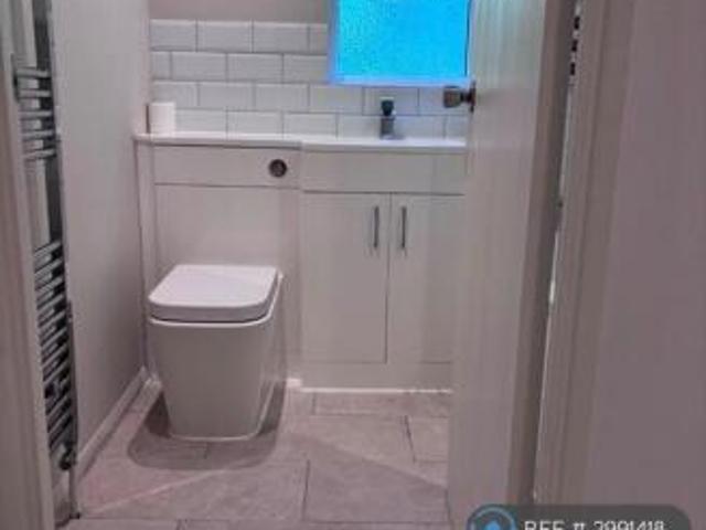Cottage for rent in Navestock Side