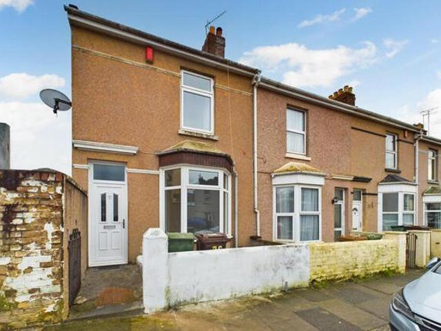 House for rent in Follaton, Strode