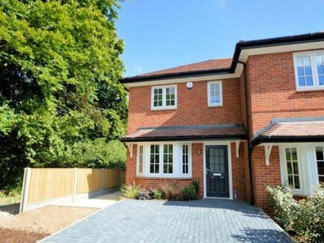 House for rent in Lyons, Greater London