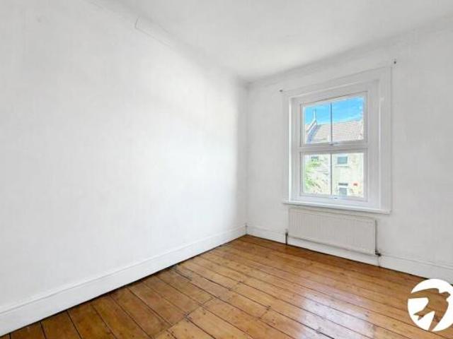 Cottage for rent in Cat Hill