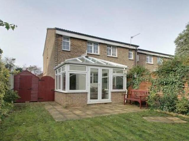 House for rent in Row Town, Surrey