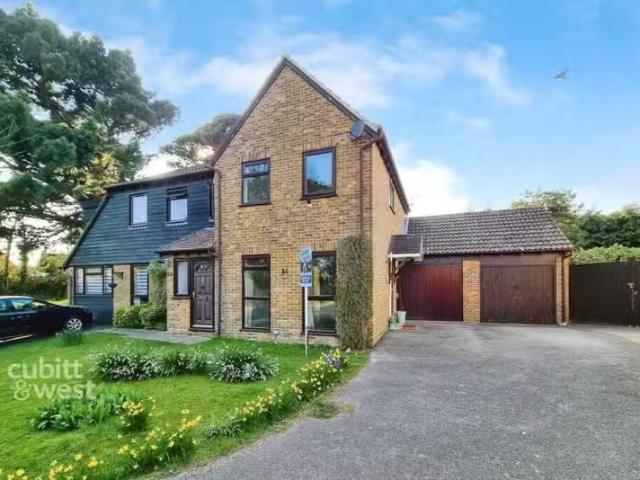 House for rent in Littlecote, West Sussex