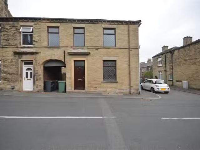 House for rent in Cleckheaton