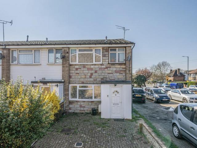 House for sale in Greater London