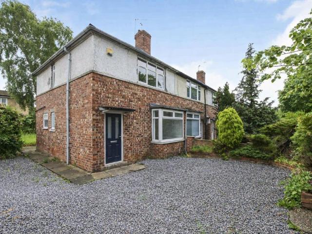 House for sale in High Field, York