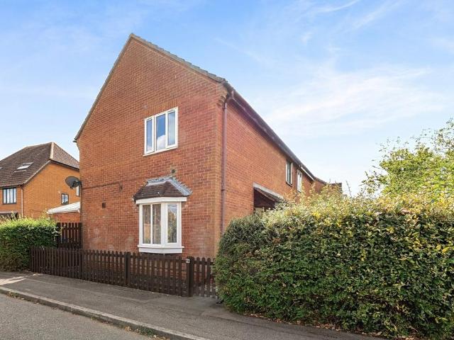 House for sale in Fenny Stratford, Milton Keynes