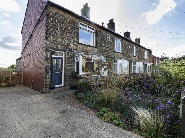 House for sale in Marsh, Milnsbridge