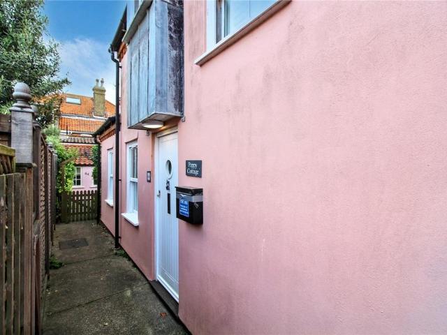 House for sale in Eastbridge, Suffolk