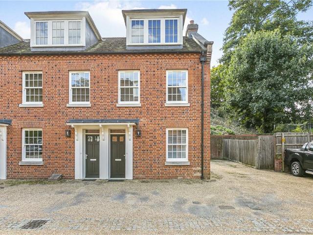 House for sale in Hatfield, Fretherne