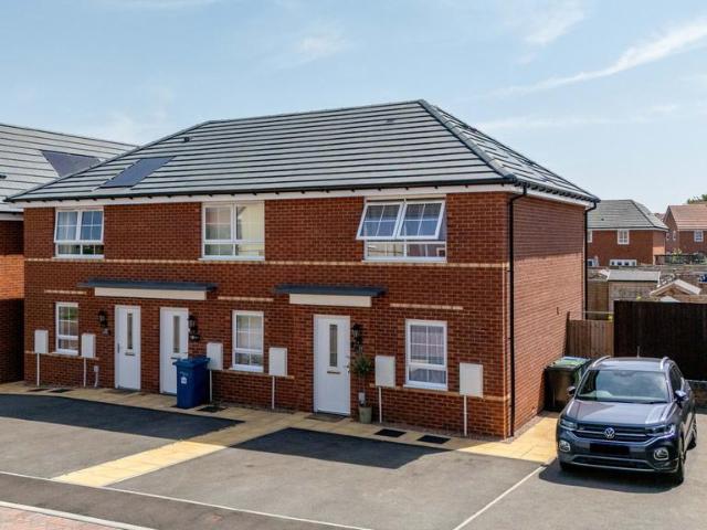 House for sale in Kettlebrook, Staffordshire