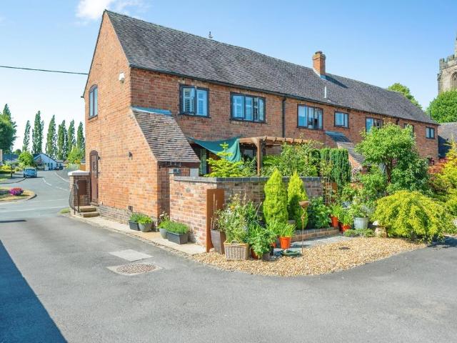 House for sale in No Man's Heath, Gun Hill