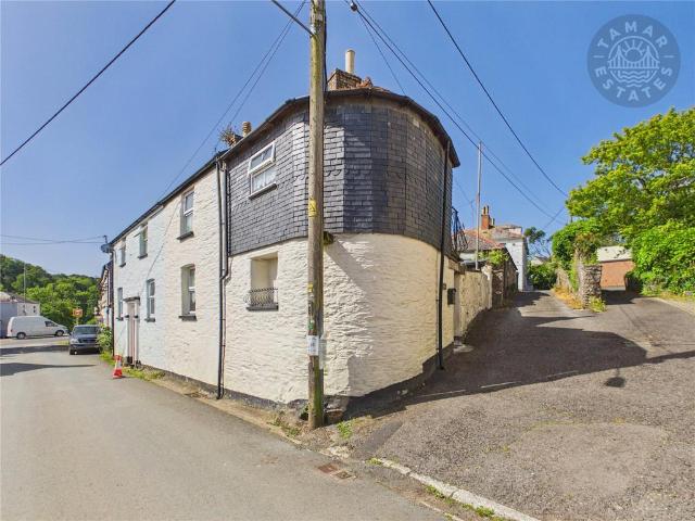 House for sale in Tideford, Cornwall