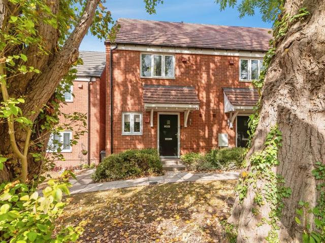 House for sale in Gedling, East Midlands