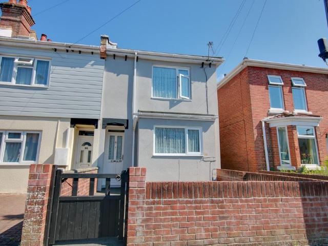 House for sale in Itchen, City Of Southampton