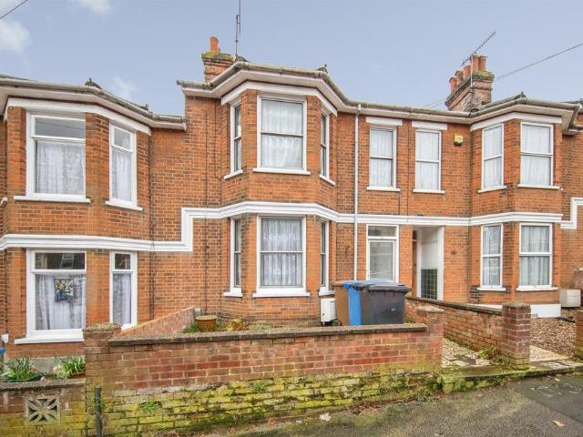 House for sale in Key Street, Suffolk